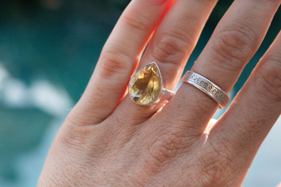 Faceted Natural Citrine Ring set in Sterling Silver - Size 7.5 US