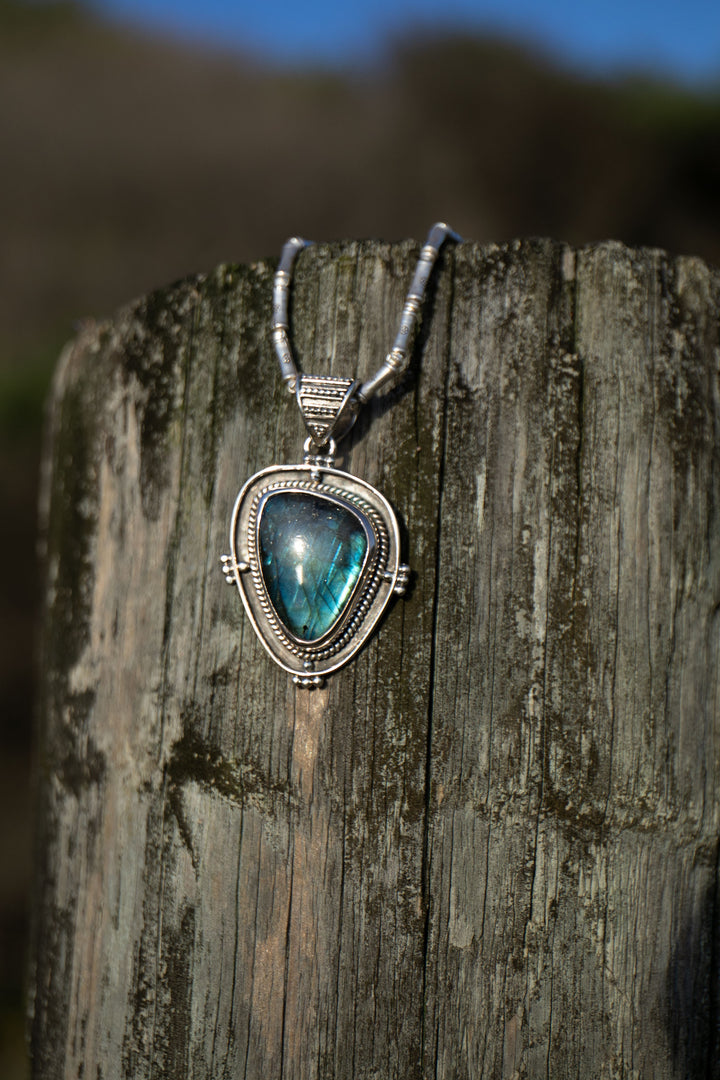 Statement Labradorite Pendant set in Unique Tribal Sterling Silver