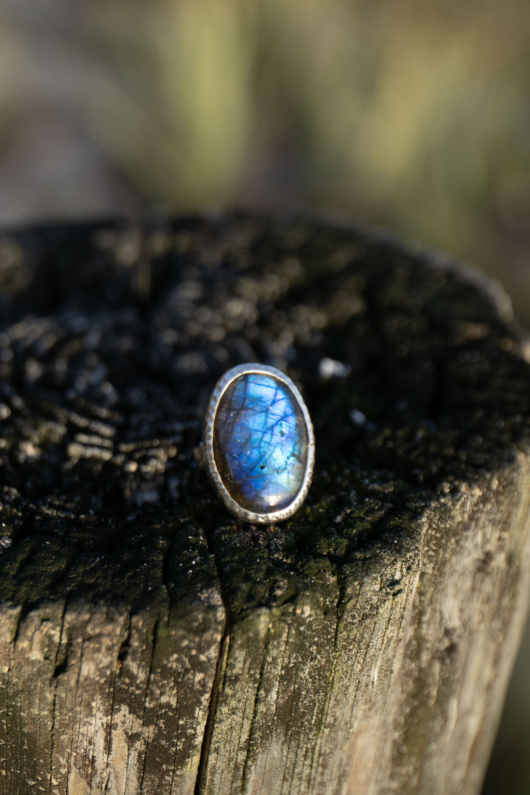 Oval Labradorite Ring set in Beaten Sterling Silver Band - Size 7 US