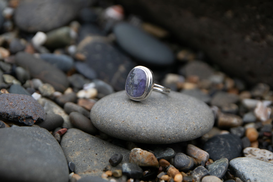 Rare Green Tanzanite Ring in Sterling Silver - Size 6.5 US