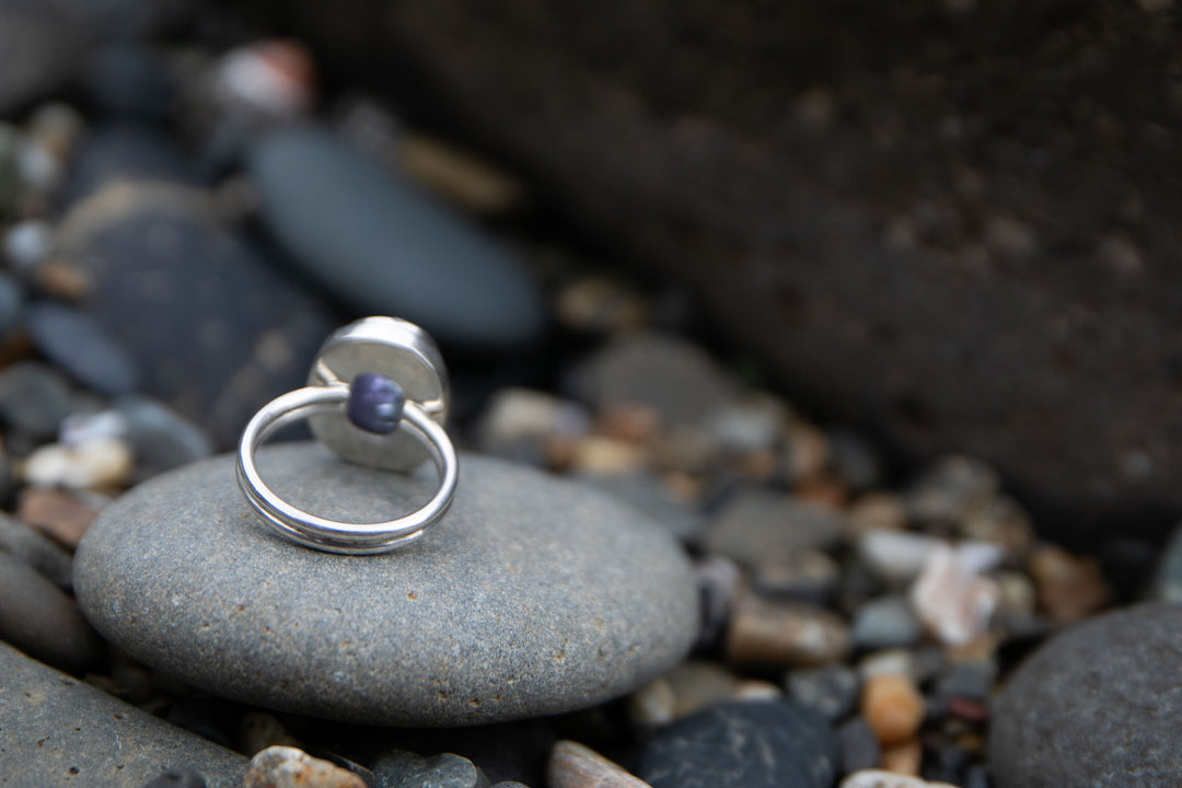 Rare Green Tanzanite Ring in Sterling Silver - Size 6.5 US