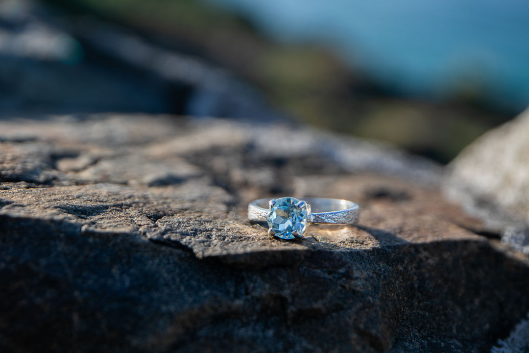 Blue Topaz Ring in Claw Sterling Silver - Size 8 US