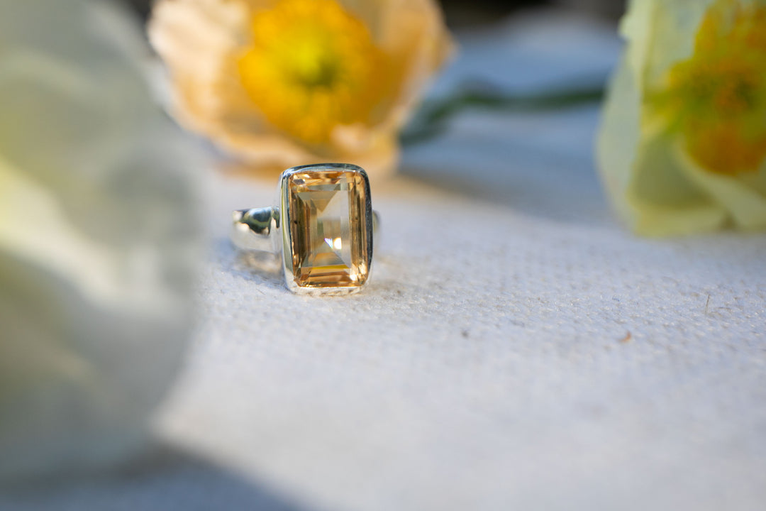 Faceted Citrine Ring set in Sterling Silver - Size 9 US