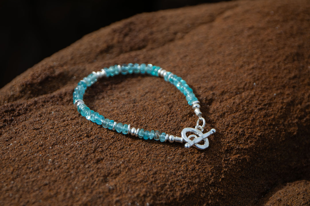 Beaded Apatite Bracelet with Thai Hill Tribe Silver Beads