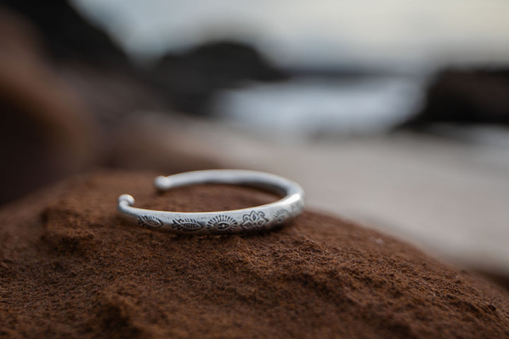 Gorgeous Thai Hill Tribe Silver Printed Bangle