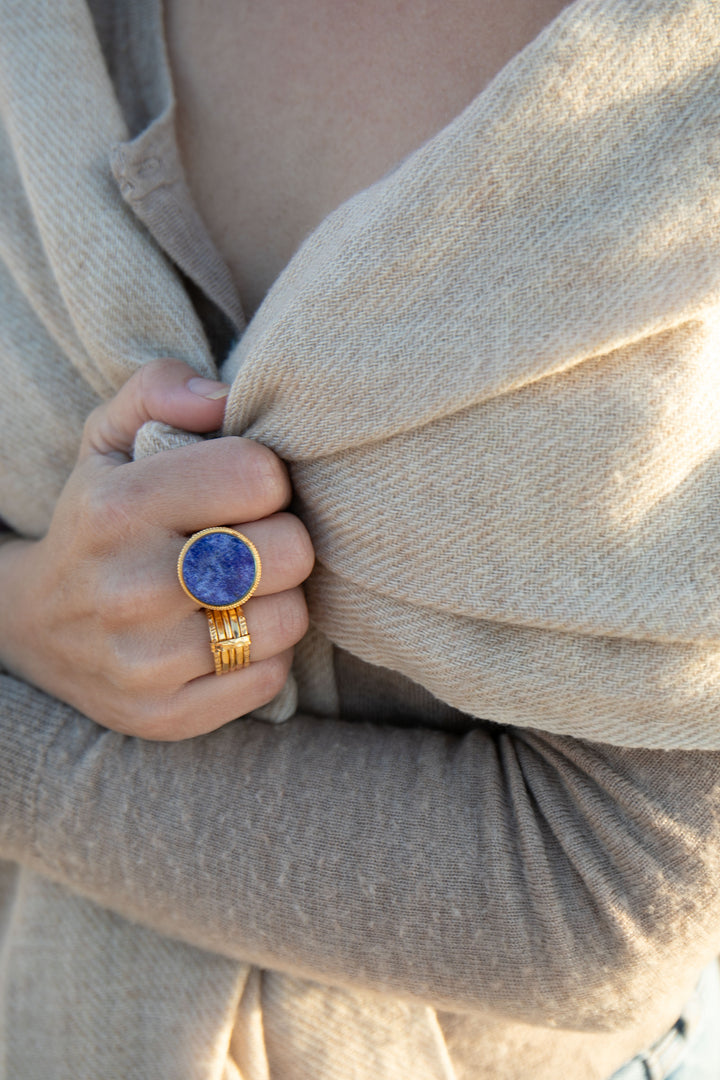 Lapis Lazuli Ring in Decorative Gold Plated 92.5% Sterling Silver - Size 7 US