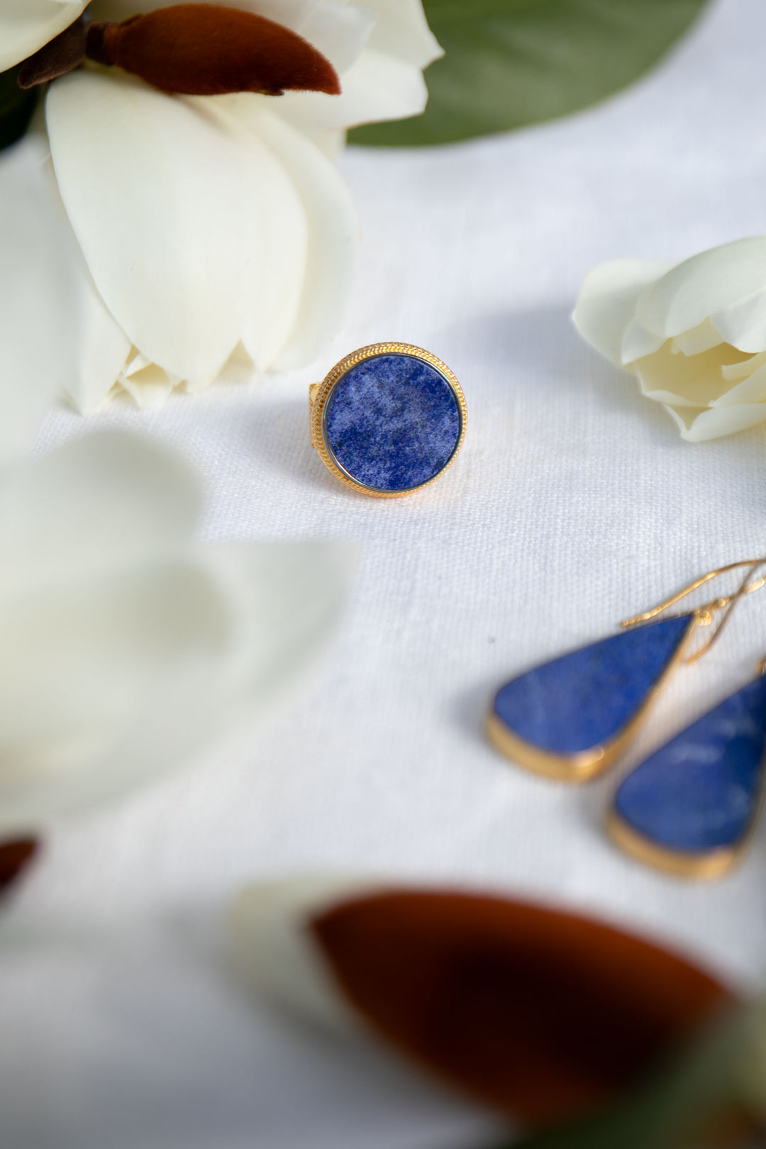 Lapis Lazuli Ring in Decorative Gold Plated 92.5% Sterling Silver - Size 7 US