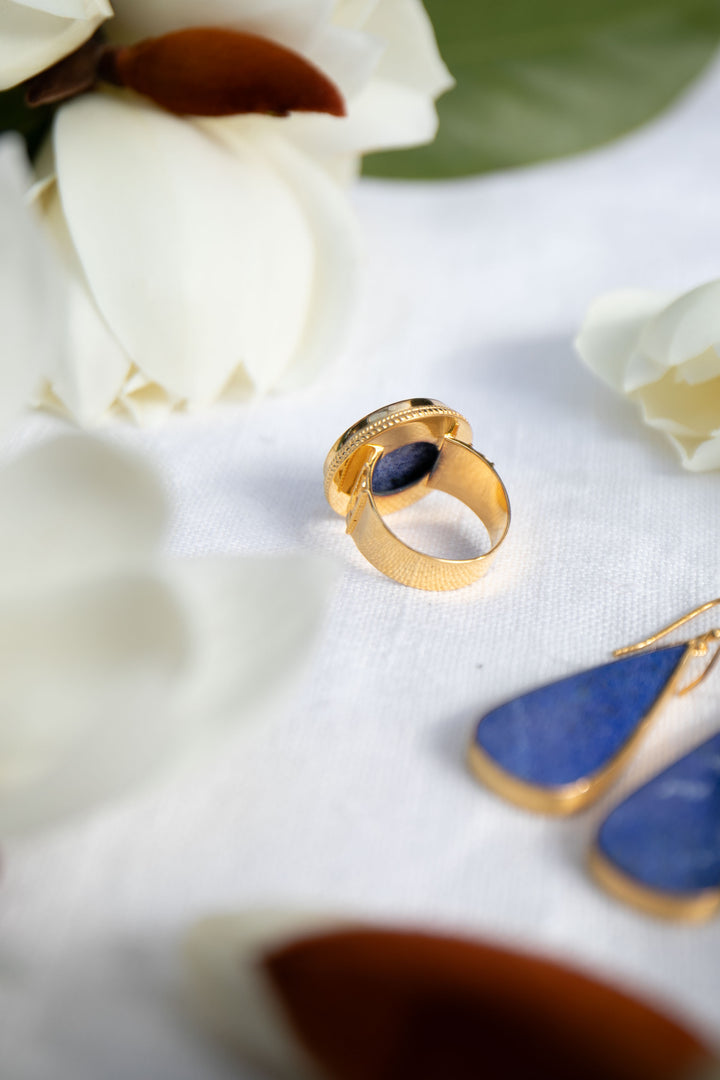 Lapis Lazuli Ring in Decorative Gold Plated 92.5% Sterling Silver - Size 7 US