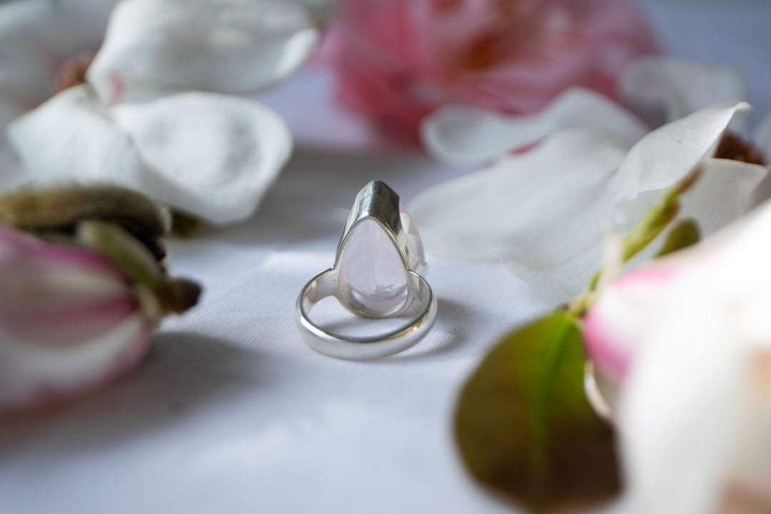 Pink Rose Quartz Ring set in Sterling Silver - Size 8.5 US