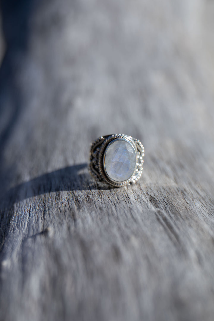 Decorative Moonstone Ring in Sterling Silver - Size 7 US