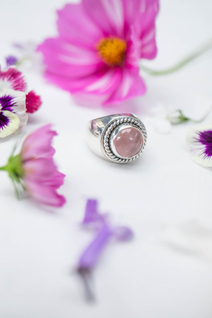 Pink Rose Quartz Ring set in Sterling Silver - Size 6.5 US