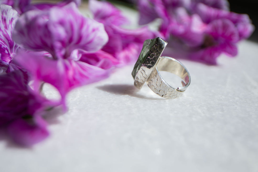 Raw Green Amethyst Ring set in Beaten Sterling Silver - Adjustable