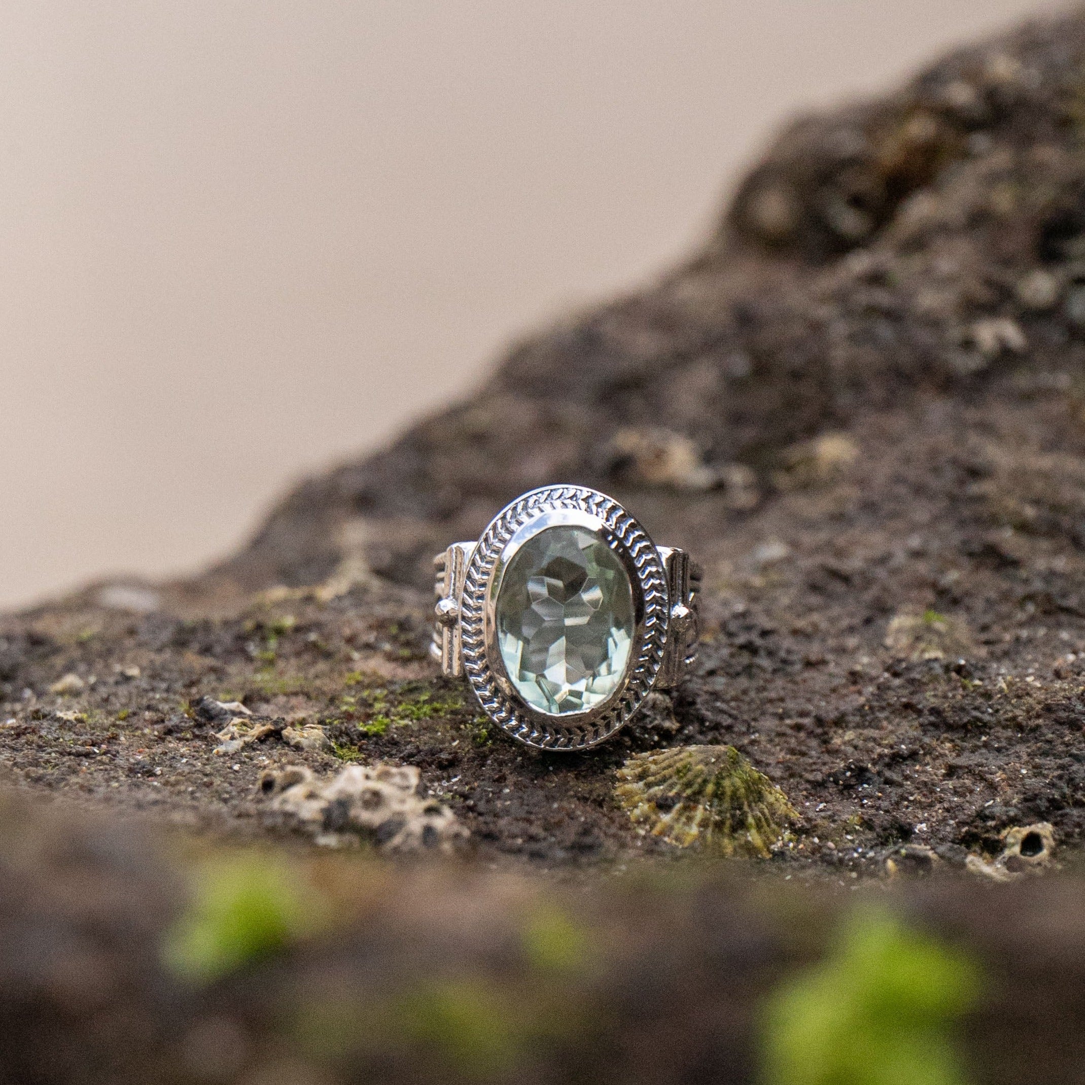 Effy green online amethyst ring