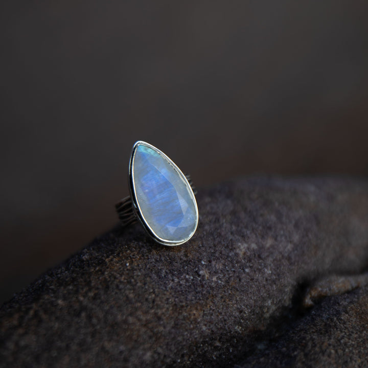 Teardrop Rainbow Moonstone Ring in Unique Sterling Silver Setting - Size 8.5 US