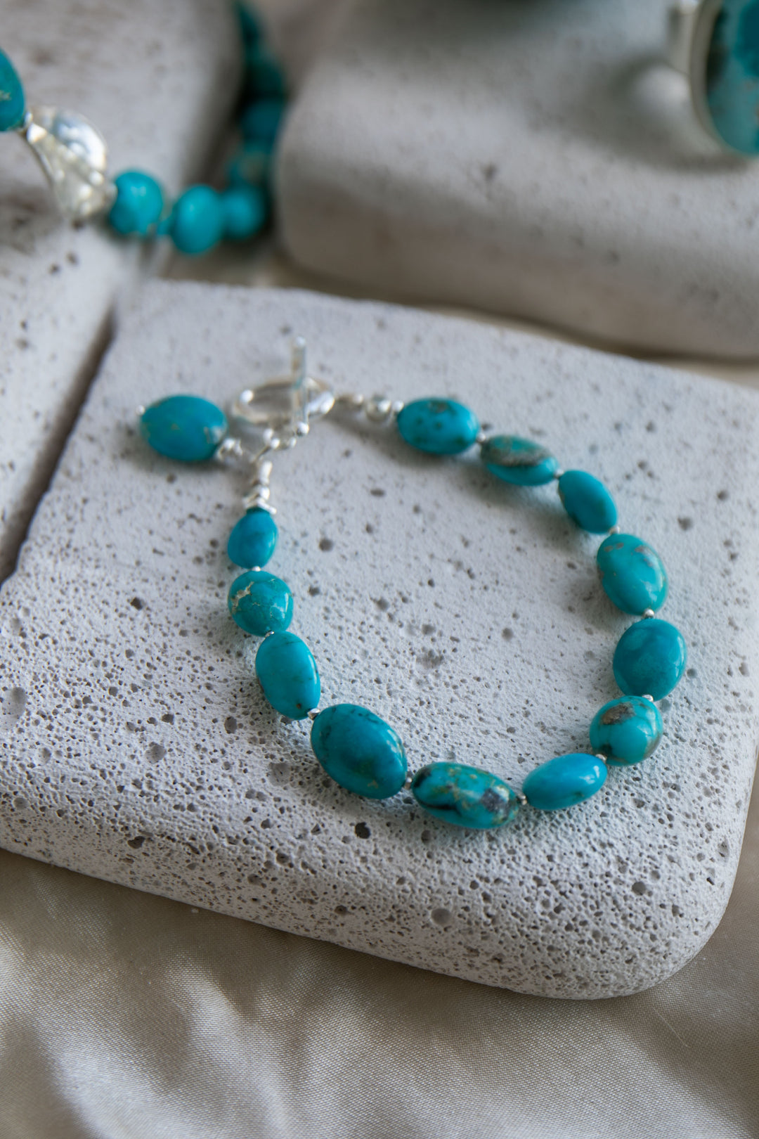 Genuine Arizona Turquoise Bracelet with Thai Hill Tribe Silver Beads