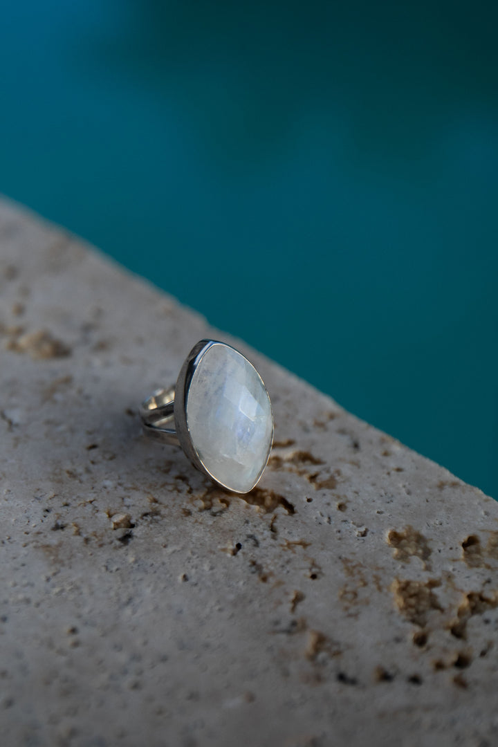 Ellipse Rainbow Moonstone Ring in Sterling Silver Setting - Adjustable