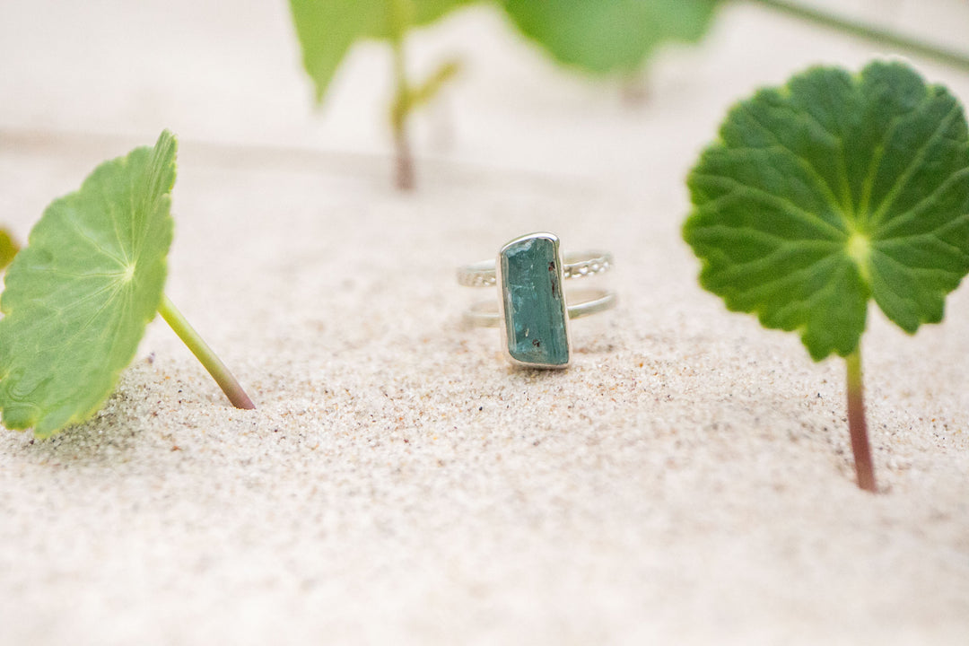 Raw Core Sample Aquamarine Ring in Sterling Silver Band - Size 6.5 US