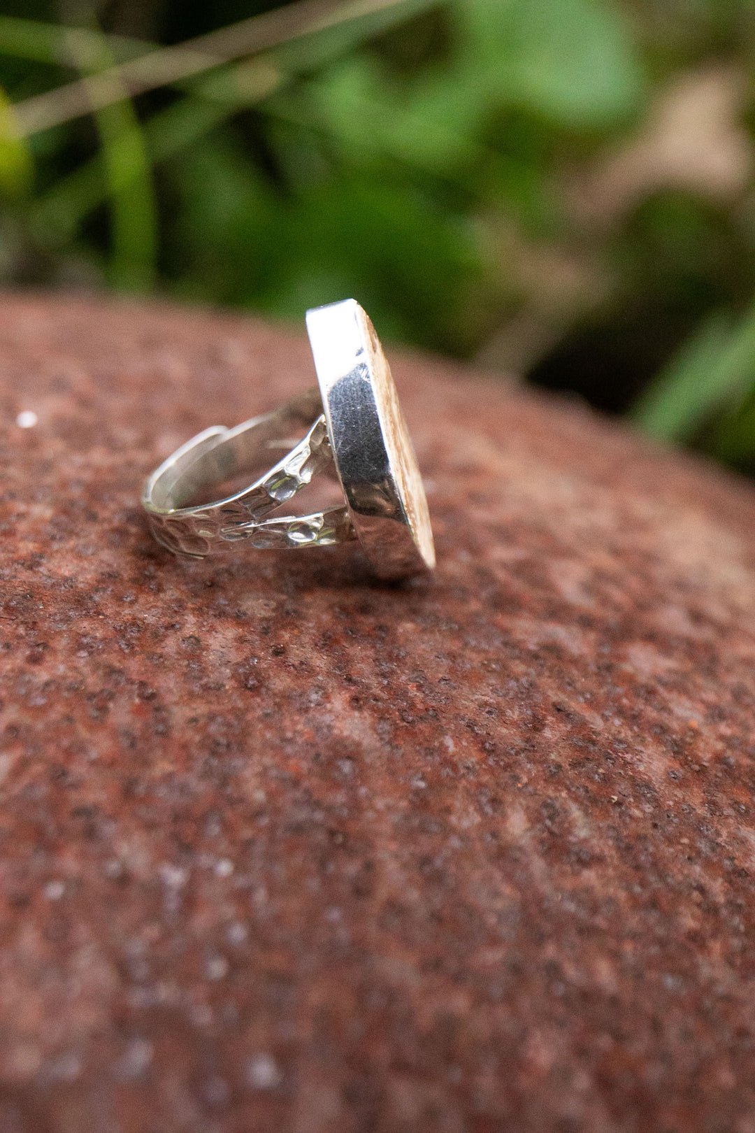 Psilomelane Dendrite (Leaf Jasper) Ring set in Beaten Sterling Silver - Adjustable Band