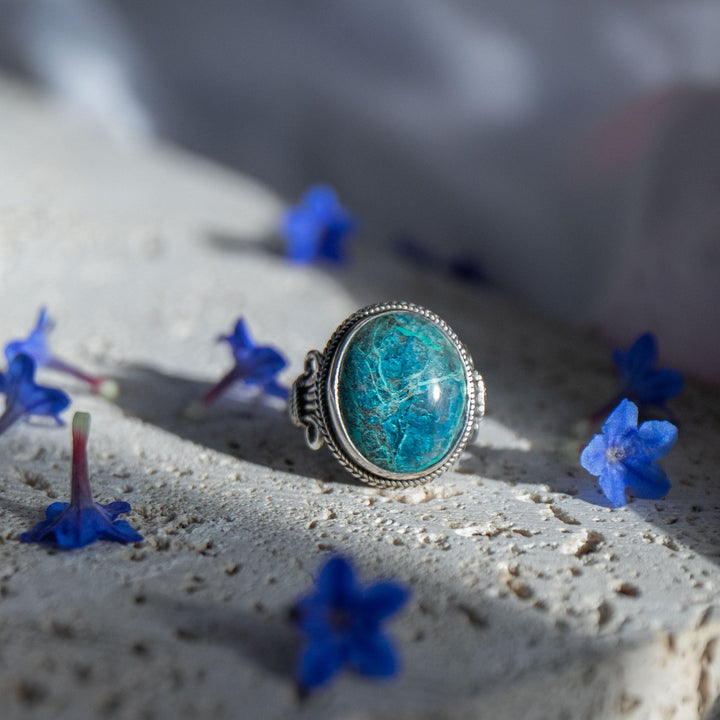 Shattuckite Ring in Tribal Sterling Silver Setting - Size 9 US