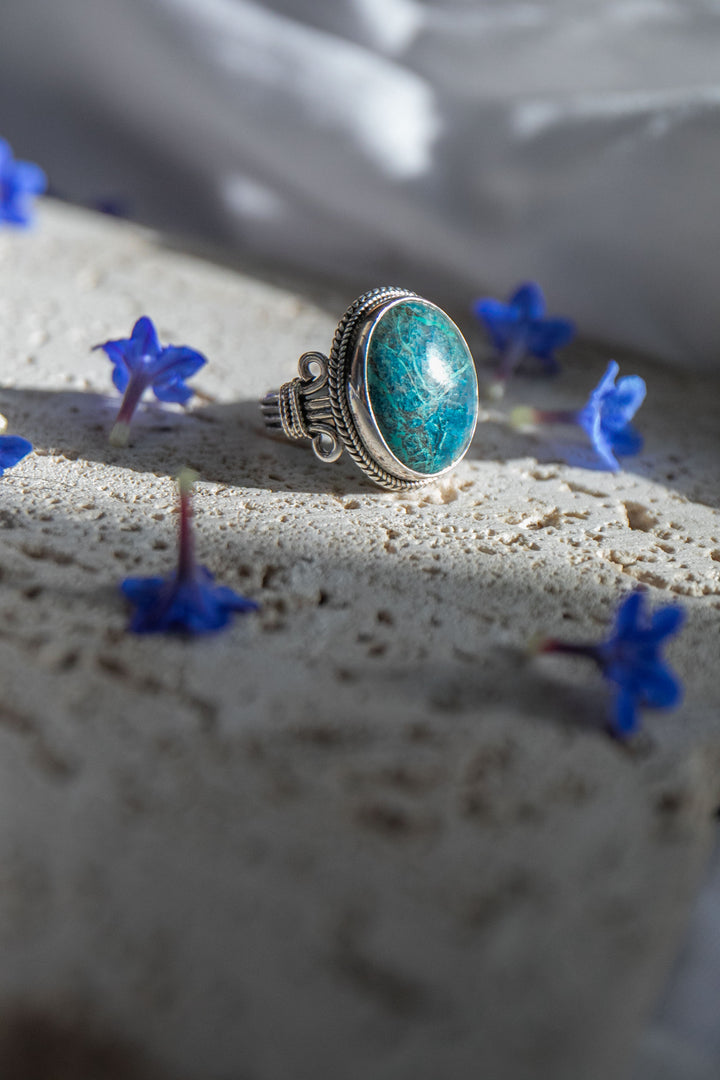 Shattuckite Ring in Tribal Sterling Silver Setting - Size 9 US