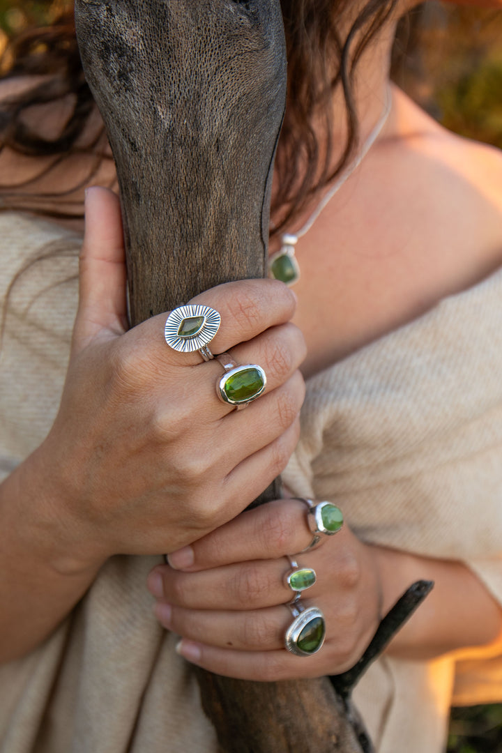 Faceted Peridot Ring in Decorative Sterling Silver - Size 8 US