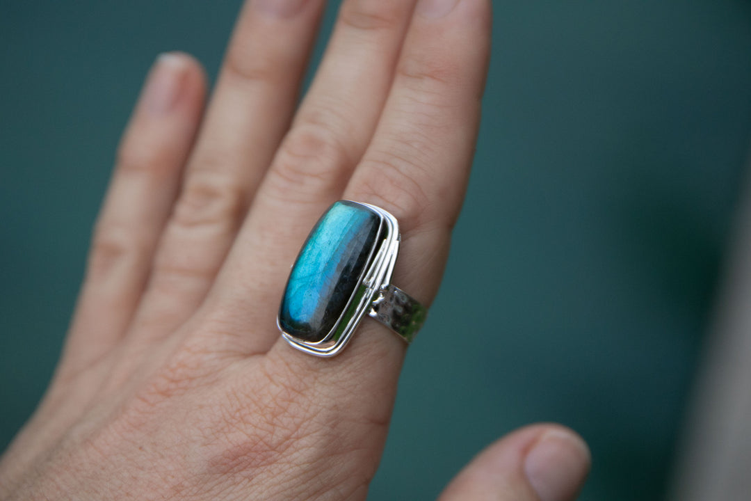 A+ Grade Labradorite Ring set in 92.5% Sterling Silver Band - Size 8 US