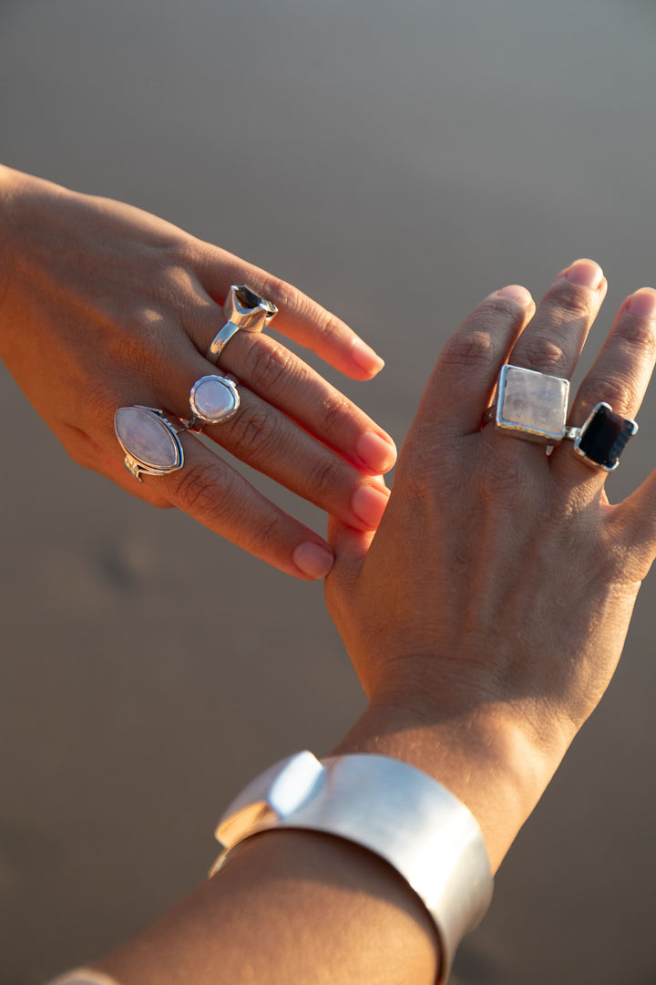 Ellipse Rainbow Moonstone Ring in Unique Sterling Silver Setting - Size 7 US