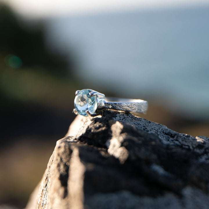 Blue Topaz Ring in Claw Sterling Silver - Size 8 US