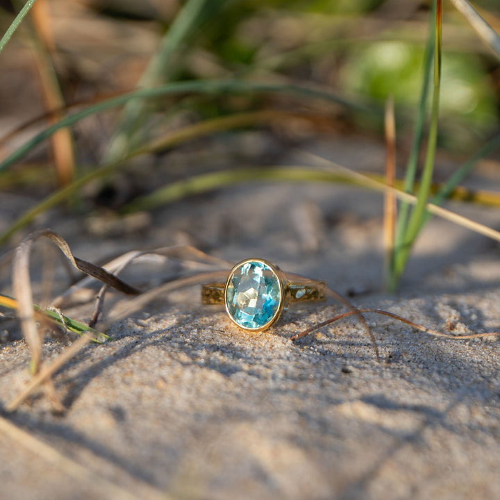 size-10-gold-fluorite-ring