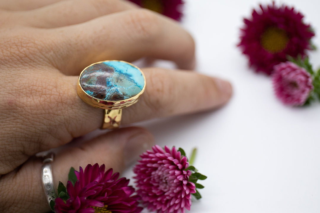 Shattuckite Ring set in Thick Beaten Gold Plated Sterling Silver Band - Size 9 US