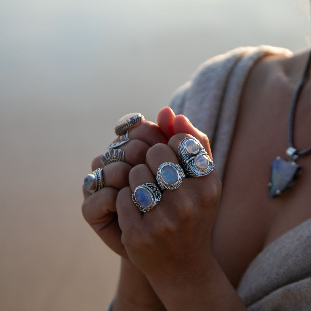 moonstone-silver-ring