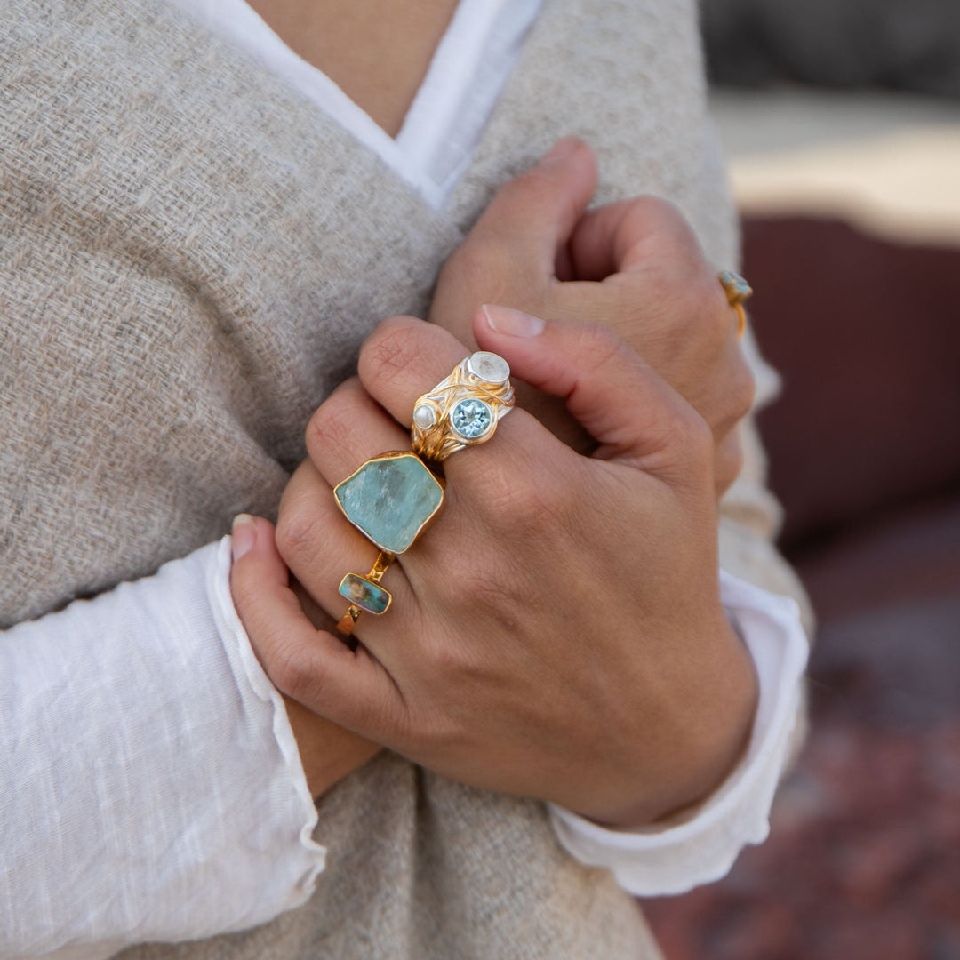 rough-aquamarine-beaten-gold-plated-ring