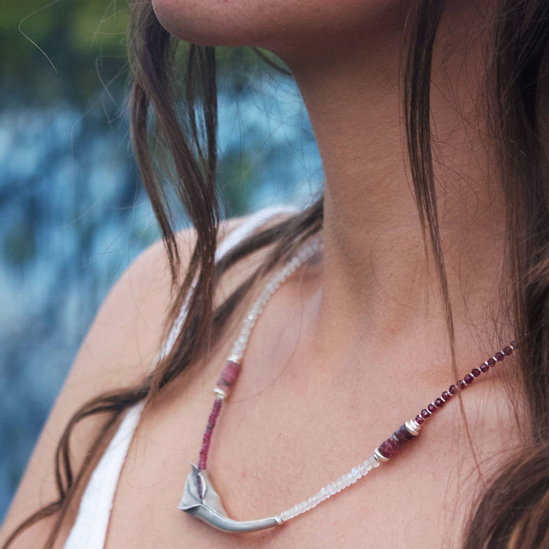 moonstone-pink-sapphire-necklace