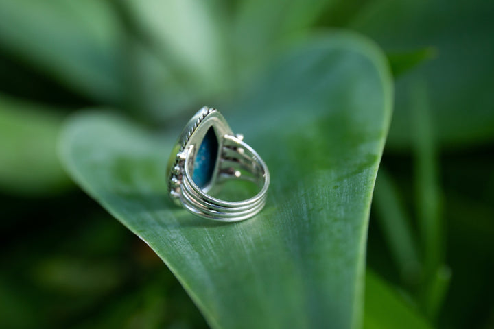 Shattuckite Ring set in Sterling Silver Setting with Beaten Band - Size 7.5 US