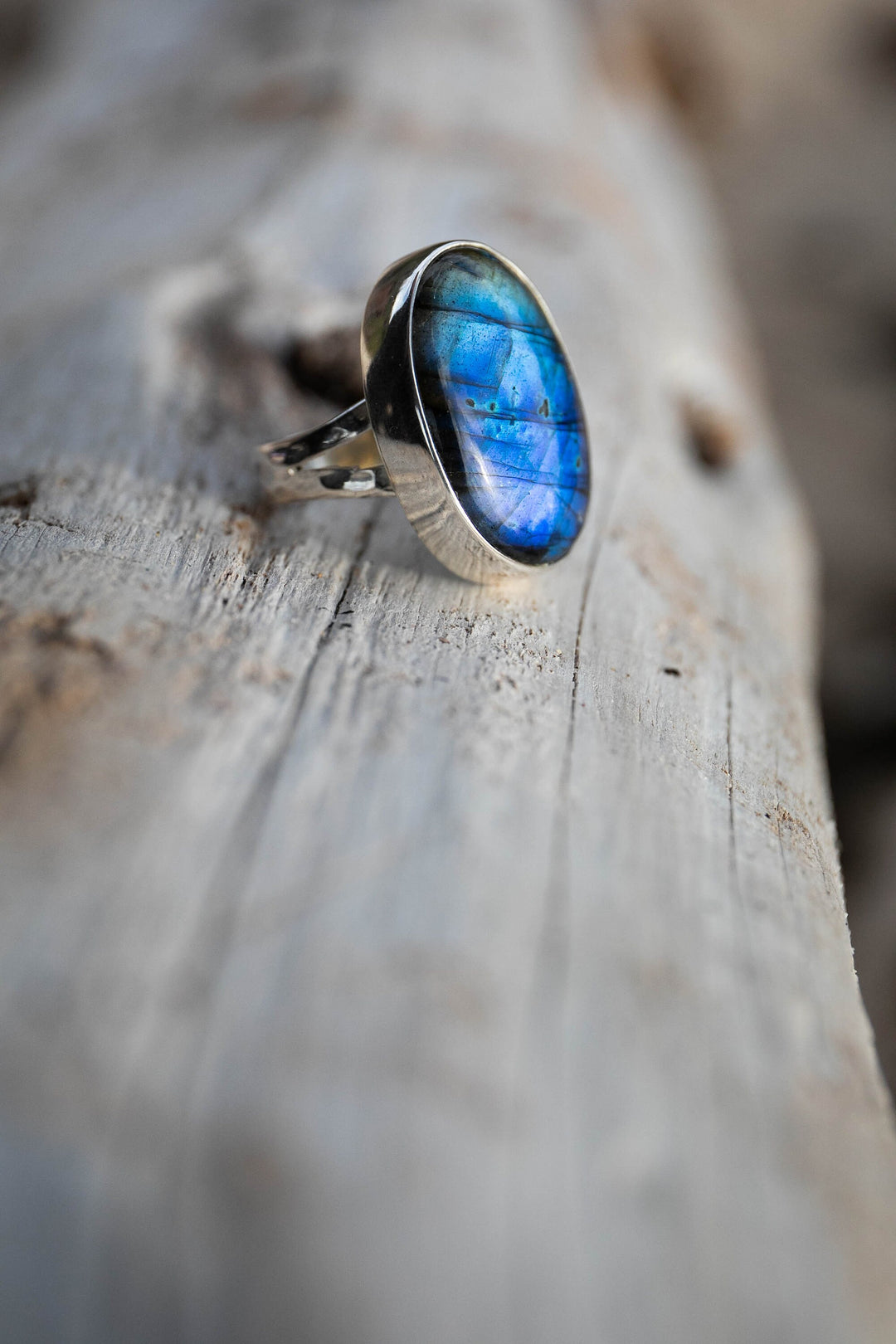 Oval Labradorite Ring set in Beaten Sterling Silver Band - Size 9 US