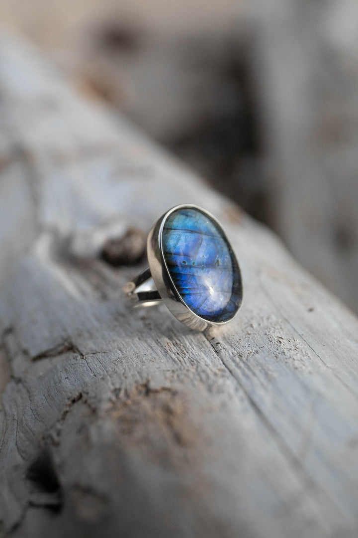 Oval Labradorite Ring set in Beaten Sterling Silver Band - Size 9 US