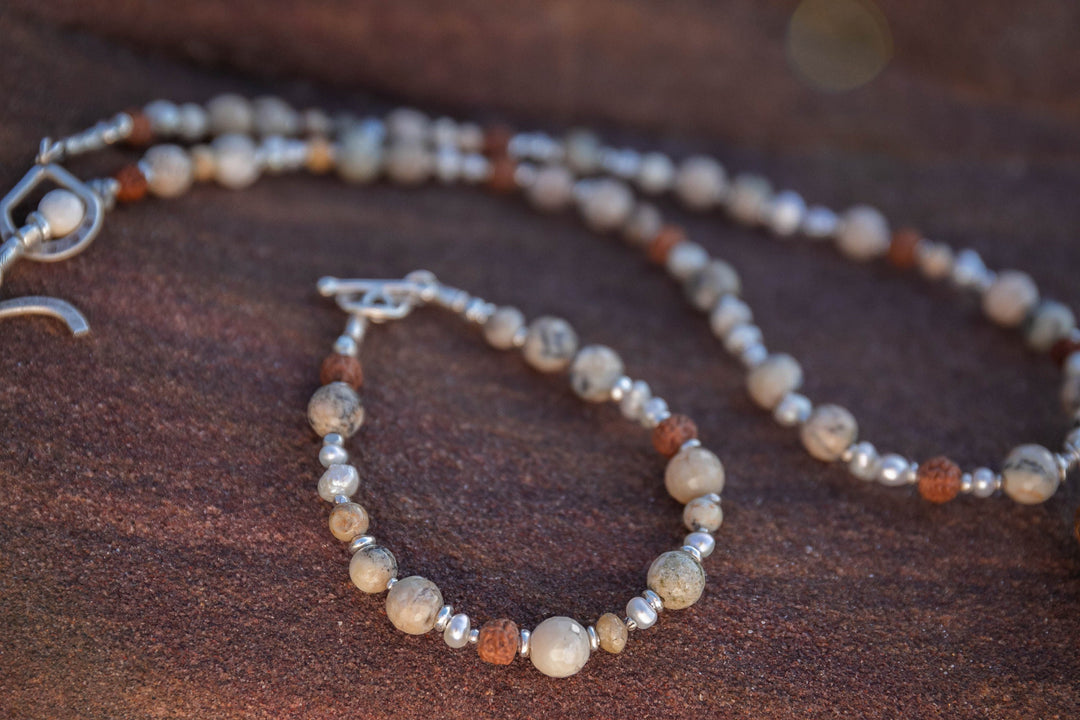Earthy Faceted Dendritic Agate, Freshwater Pearl and Rudraksha Bracelet with Thai Hill Tribe Silver Beads